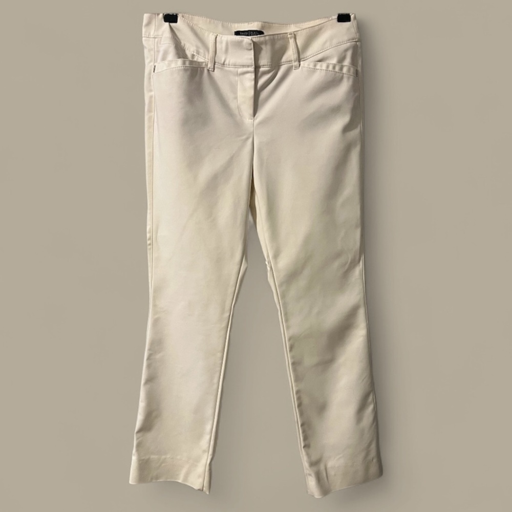 White House Black Market Pants, size 4R. Like new.